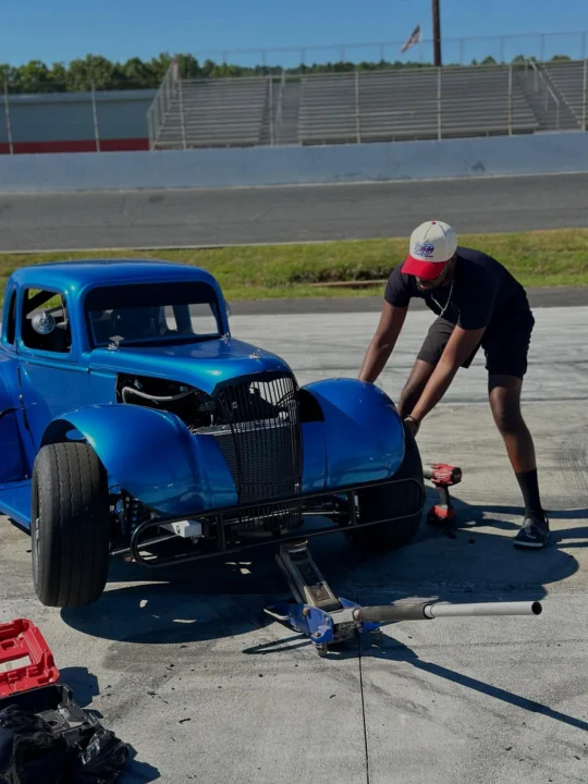 Gearing up for practice 🛞💨🤙🏾 #fyp #racecar #uslegendcars #speed